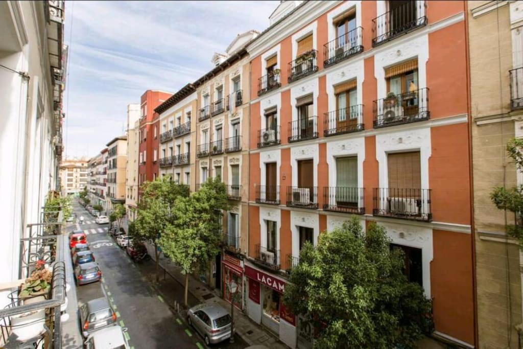 Divina Malasana Apartment Madrid Exterior foto